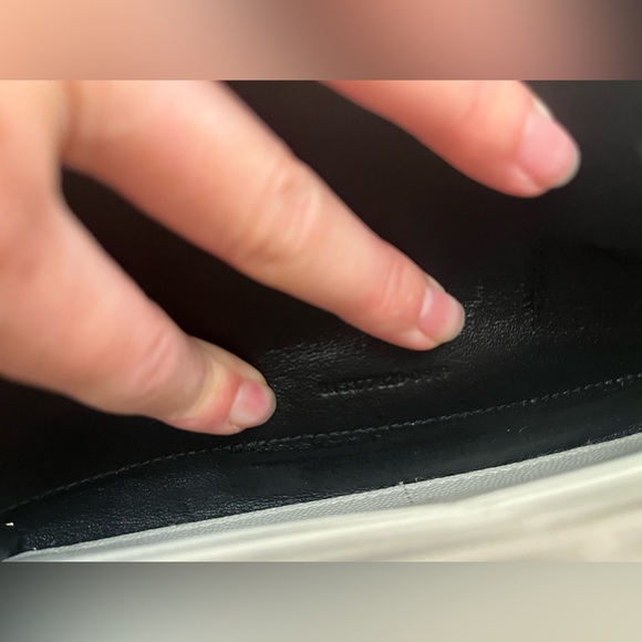 SOLD - AUTHENTIC YSL CLASSIC CASSANDRE CHAIN WALLET IN GRAIN DE POUDRE LEATHER - Picture 13 of 13